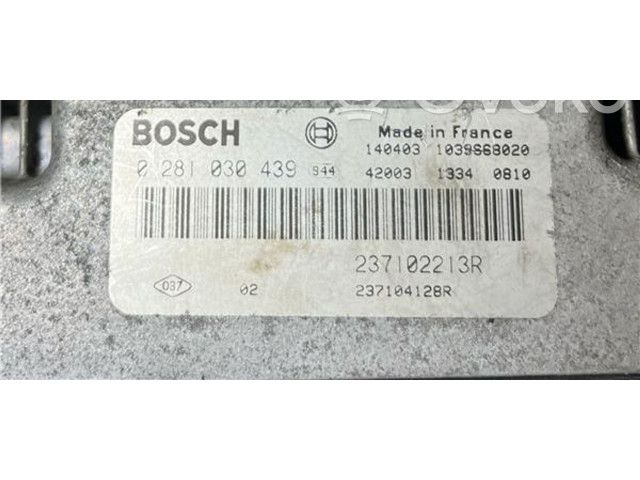 Блок управления двигателя 237102213R, 284B12330R Dacia Dokker