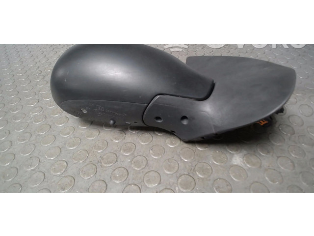 Zpětné zrcátko Peugeot 206 2010