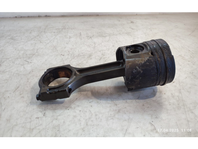 Píst    Renault Espace III     