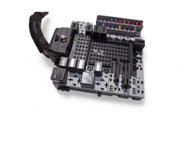 Блок предохранителей 9401802, 0957455   Volvo S80    