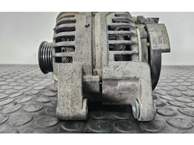 Генератор 0124525029 Volvo V70