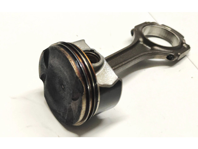 Píst EH220518, A17700Q06 Mercedes-Benz C AMG W205