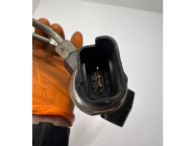 Топливная рампа 9685297580, 112523768   Peugeot 5008  