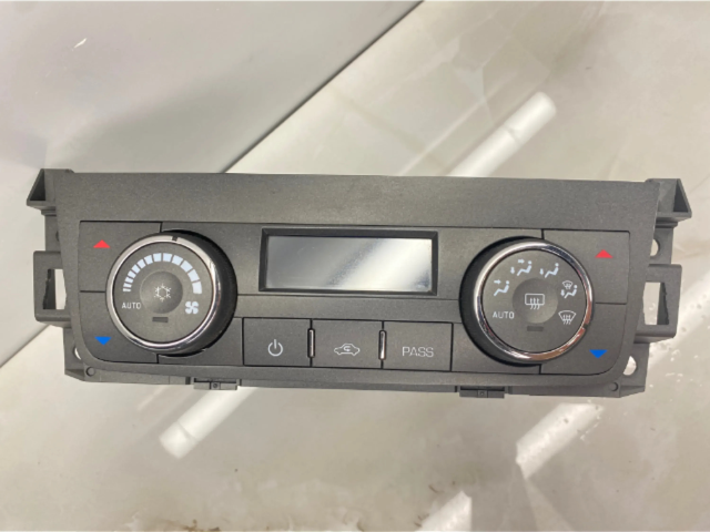 Блок управления климат-контролем 25855590, MX2370002511   Cadillac SRX