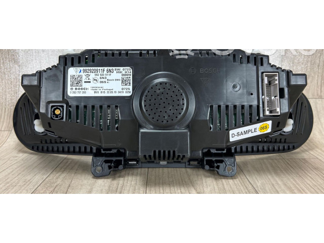 Přístrojová deska  Porsche 911 992 2019 992920911F  