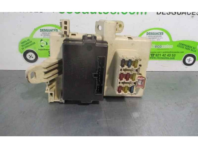 Pojistková skříňka Řídící jednotka BSM 8264135220, 0689002670 Toyota Hilux (N140, N150, N160, N170) 2002