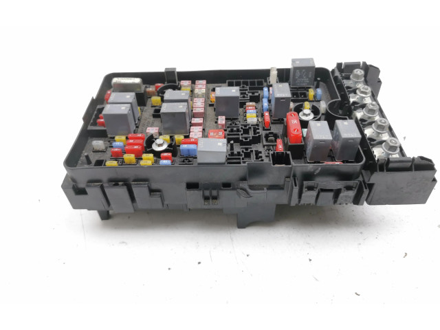 Блок предохранителей 68303099AC   Jeep Cherokee    