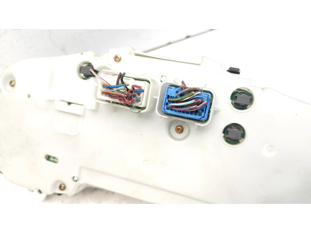 Přístrojová deska Toyota Celica T230 2000 838002B130, 1575100672