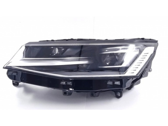 Передняя фара  