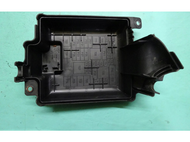 Блок предохранителей  51839437   Opel Combo D    