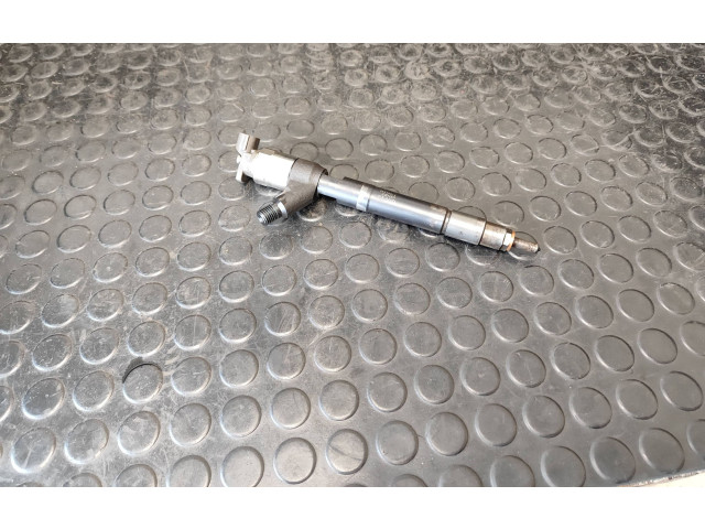 Форсунка 55570012    Opel Meriva B   