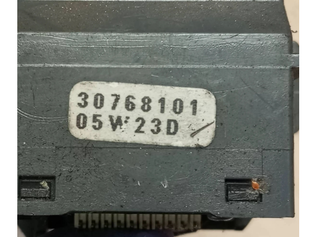 Ручка стеклоочистителей 30768101 Volvo XC90