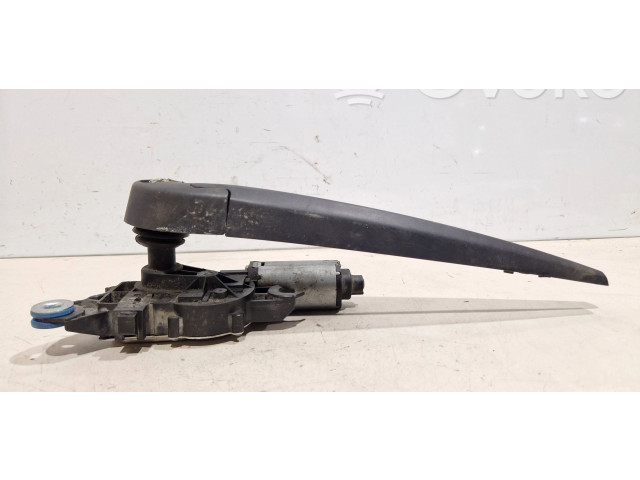 Моторчик заднего дворника 31290787    Volvo V70