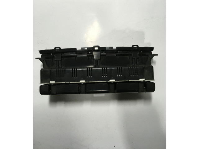 Turbodmychadlo Экран/ дисплей / маленький экран 8750A175, 7J29B   Mitsubishi Pajero   