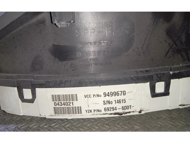 Панель приборов 9499670, 69294600T   Volvo S80       