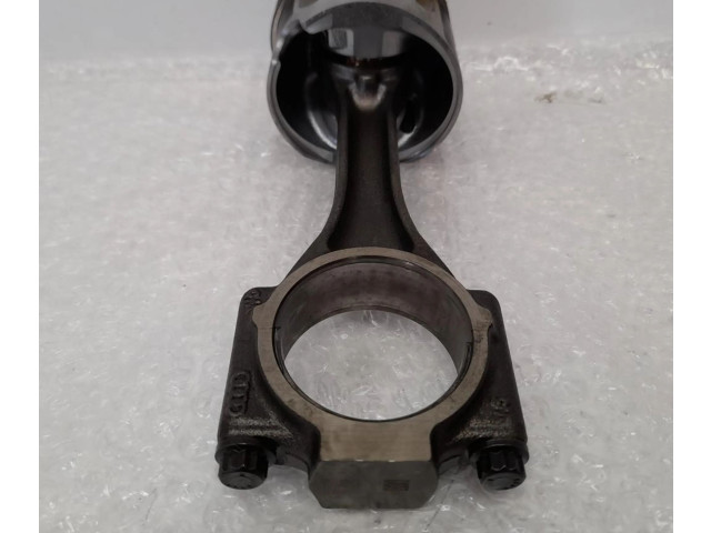 Píst    Seat Ibiza III (6L)     