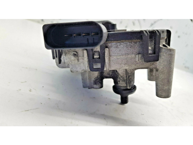 Моторчик дворников 0390241732 Ford Focus