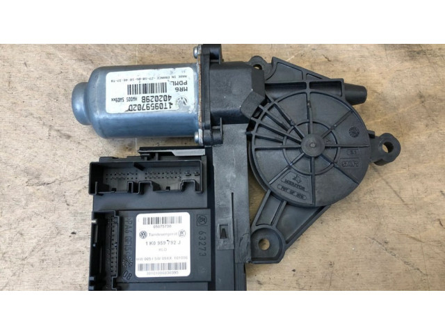 Передний двигатель механизма для подъема окон