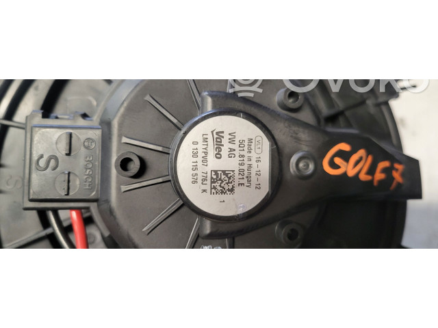 Вентилятор печки 5Q1819021E Volkswagen Golf VII