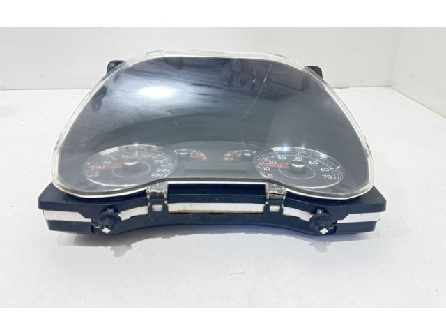 Панель приборов    Fiat Grande Punto       