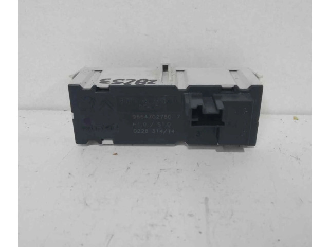 Řídící jednotka 9664702780 Peugeot 3008 I 2014