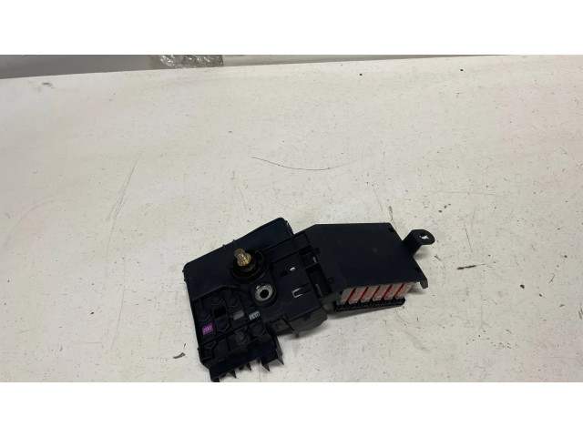 Блок предохранителей 2119820402 Mercedes-Benz E W211