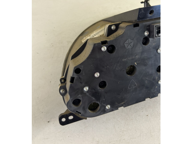 Панель приборов 04828962AB, P56010494AB Jeep Cherokee III KJ