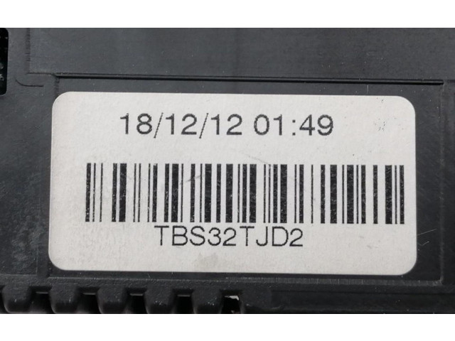 Pojistková skříňka Fiat Punto (199) 2013