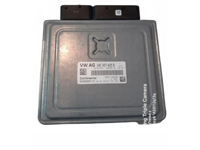 Блок управления двигателем Блок управления 04e907425b   Volkswagen Touran III