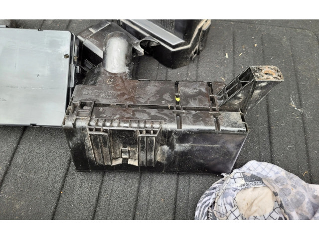 Pojistková skříňka 284B7CA000 Nissan Murano Z50 2006