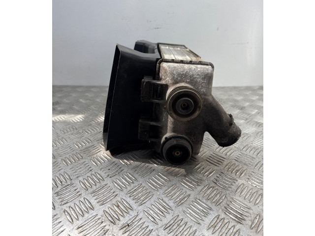 Интеркулер  282702B800   KIA Sportage 