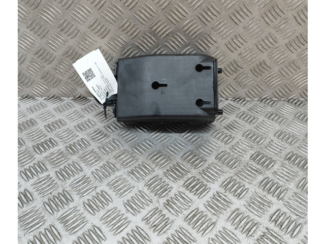 Блок предохранителей 31682732   Volvo S90, V90    