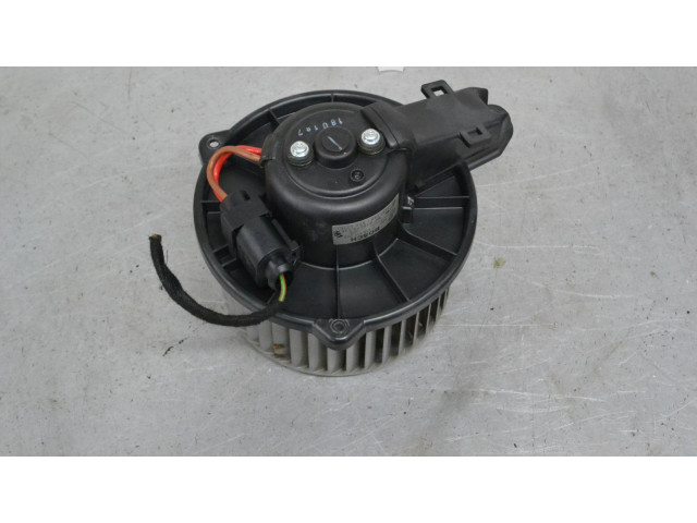 Вентилятор печки 4B1820021B Audi A6 S6 C5 4B