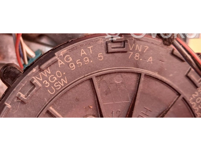 Zpětné zrcátko Volkswagen Tiguan 2016