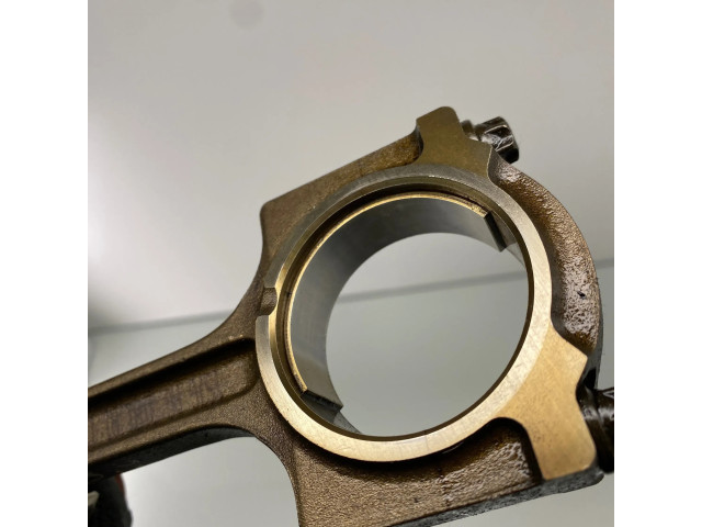 Píst CGBA Ford Mondeo Mk III pro benzínový motor 1.8