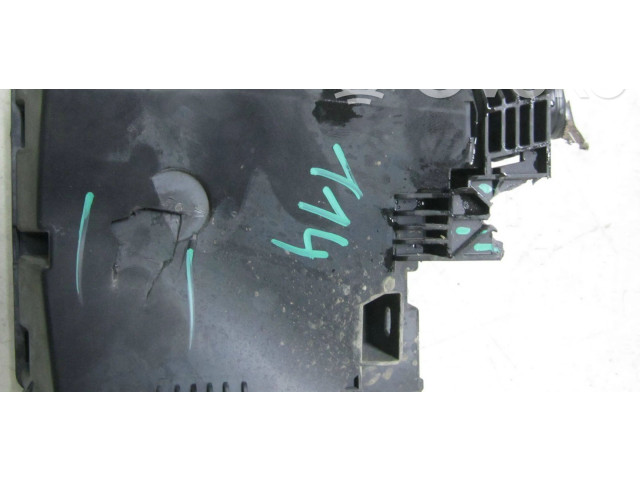 Pojistková skříňka 284B73ZL0A Nissan Pulsar 2014