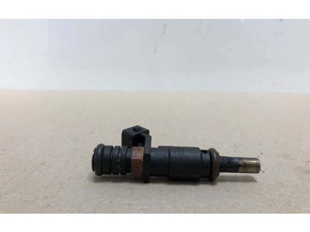 Форсунка 7561277, 13537561277    BMW 1 E81 E87  N43-B16A 