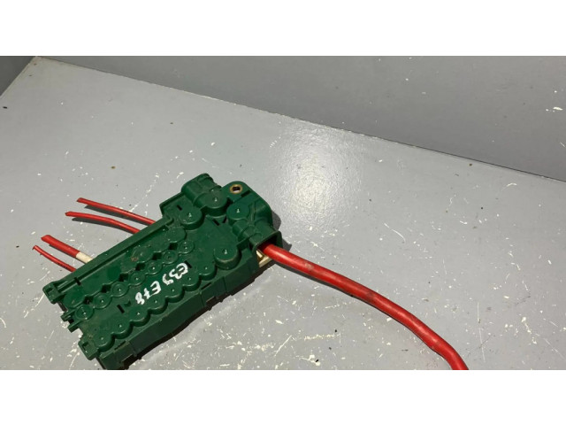 Pojistková skříňka 8387543 BMW 5 E39 2002