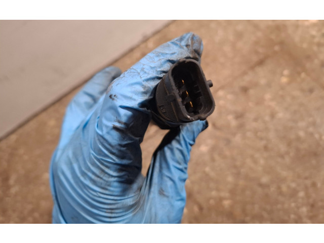 Магистральная трубка топлива 8658252, 0445215010    Volvo V70   