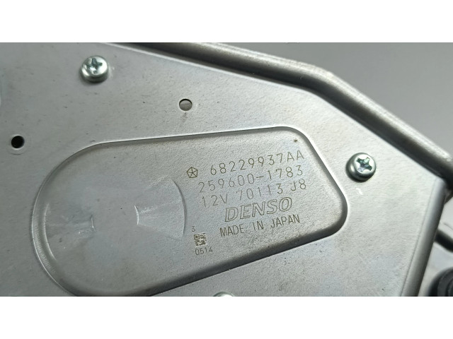Моторчик заднего дворника 68229937AA Jeep Grand Cherokee