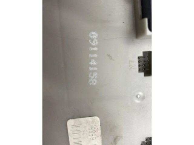 Pojistková skříňka Řídící jednotka BSM 91090784674658B Renault Grand Modus 2009