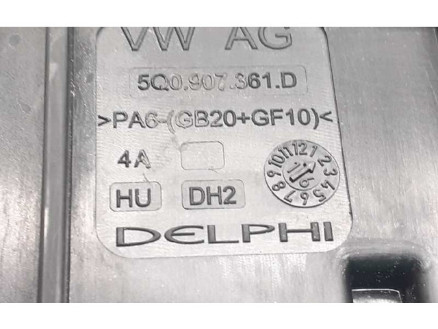 Блок предохранителей 5Q0907361D, 5Q0937125B Skoda Octavia Mk3 (5E)