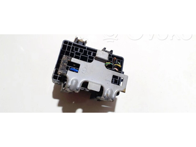 Блок предохранителей  LB800101B, LB800101B   Subaru Forester SH    