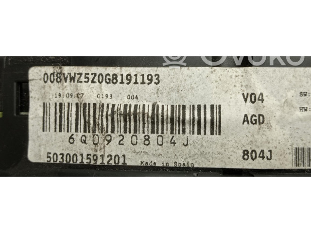 Přístrojová deska Volkswagen Polo IV 9N3 6Q0920804J