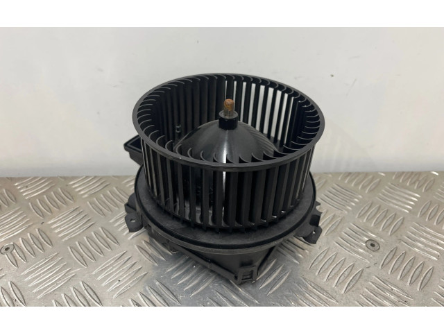 Вентилятор печки 4M1820021A Audi Q5 SQ5