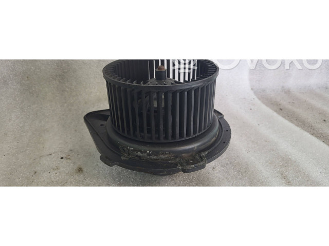 Вентилятор печки    8A1820021   Audi Coupe