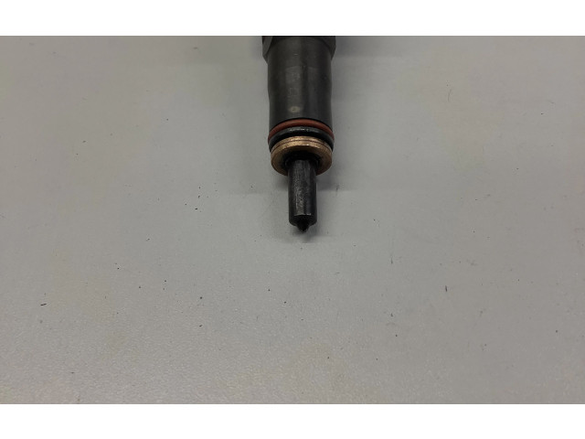 Форсунка 045130073T Volkswagen Bora -