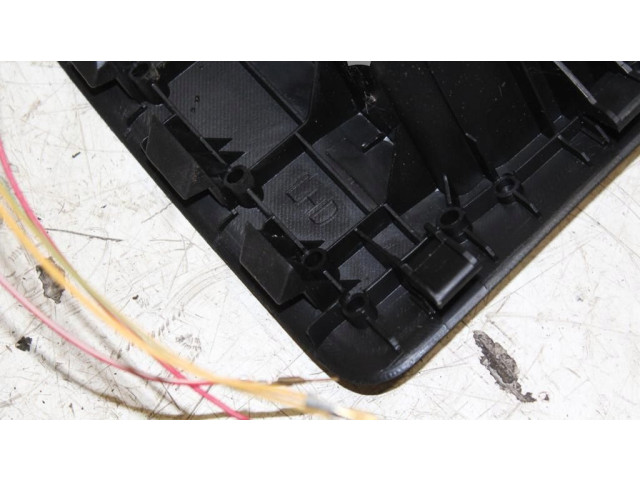 Подушка безопасности пассажира 565   Subaru Forester SG