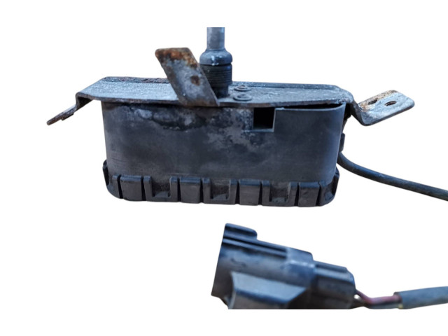 Моторчик стеклоочистителя 8620954, 0390206216 Volvo S80