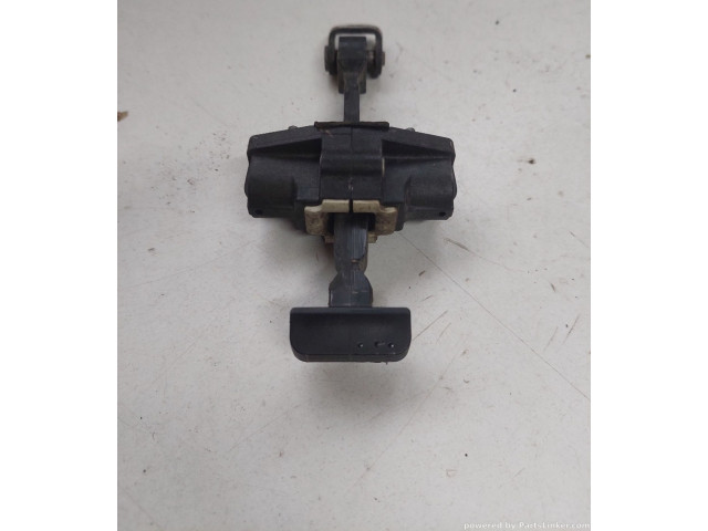 Ограничитель открытия двери 804304825r   Dacia Lodgy    